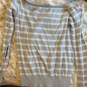 Brandy Melville Off-Shoulder Light Gray and White Sweater